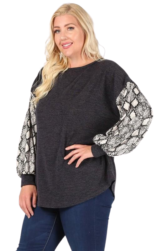 Extra curvy snakeskin print sweater 3X4X5X